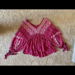 American Eagle flowy top